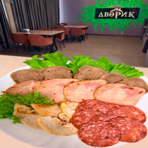 Мясная тарелка